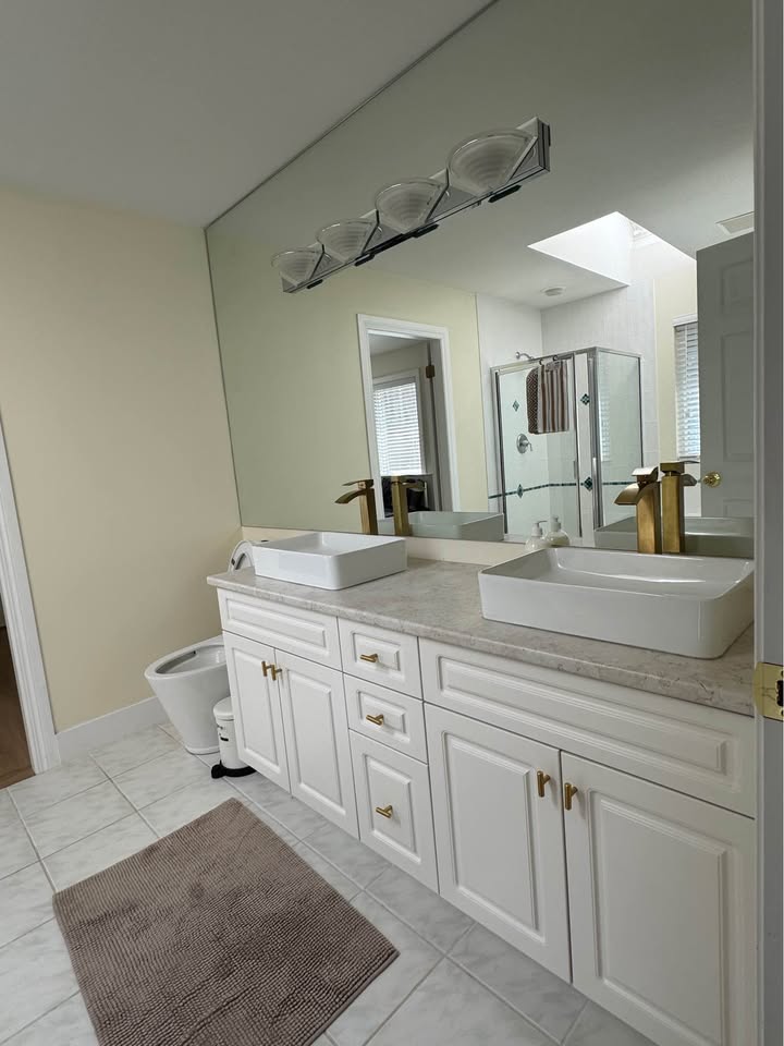 Main Washroom