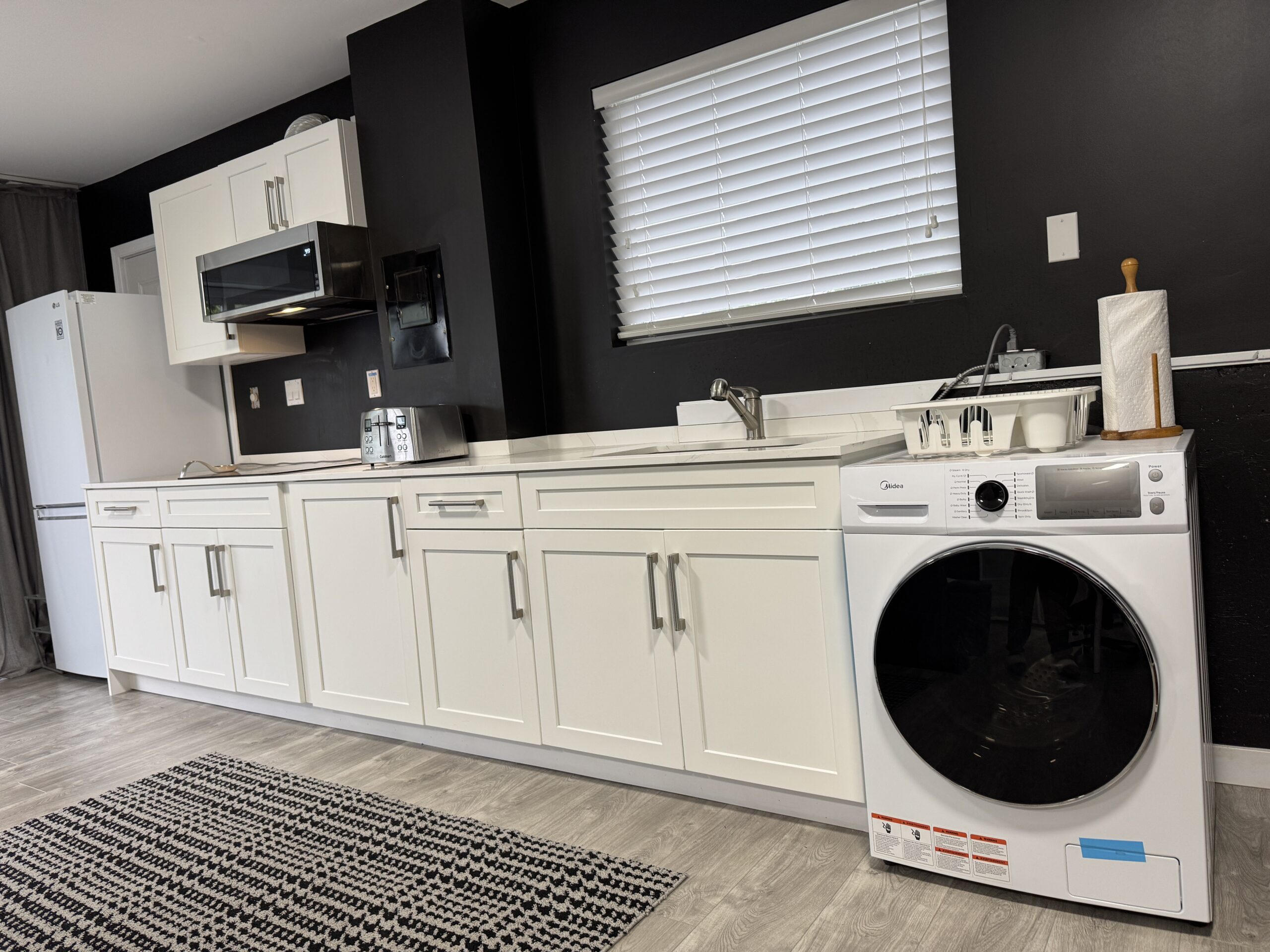 Kitchen And Laundry